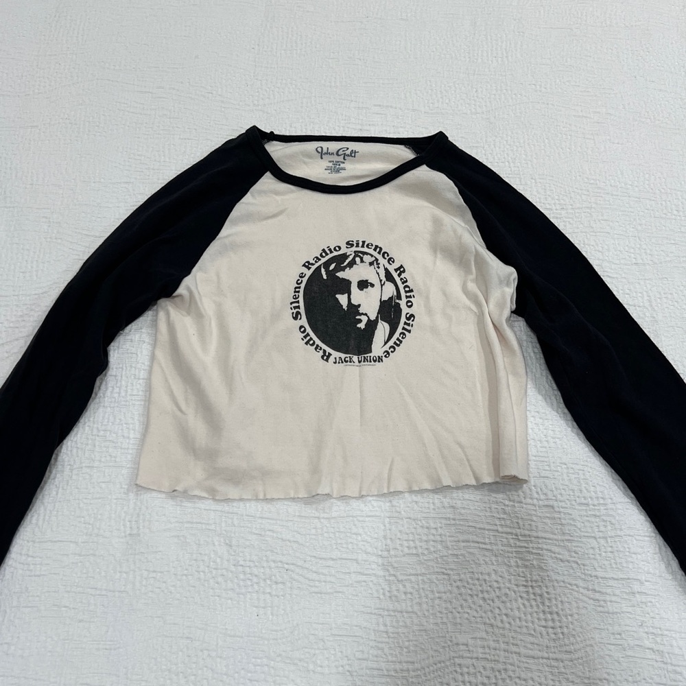 Brandy Melville John Galt long sleeve crop top